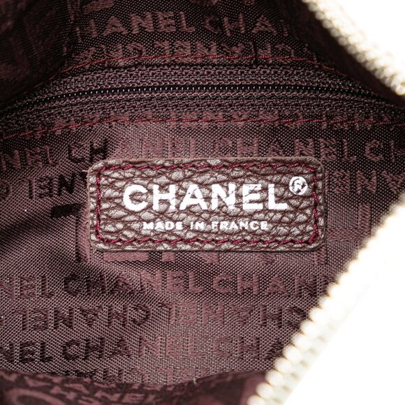CHANEL Red Shoulder Bag - Picture 9 of 12